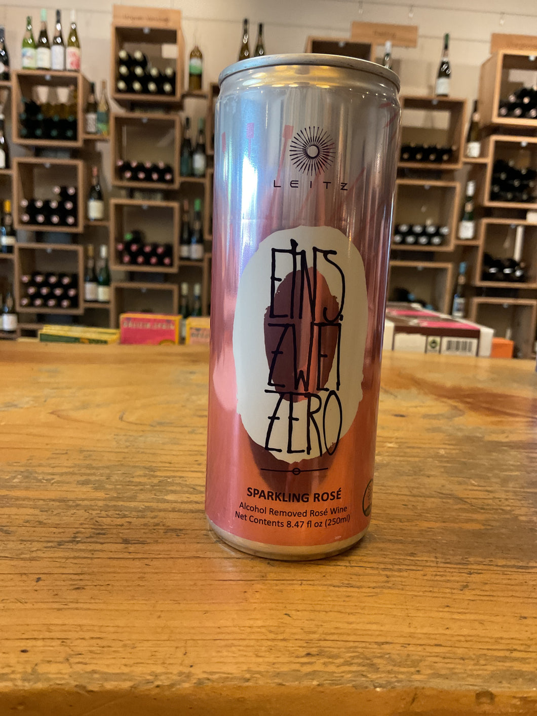 Leitz Eins Zwei Zero Sparkling Rosé 250ml cans